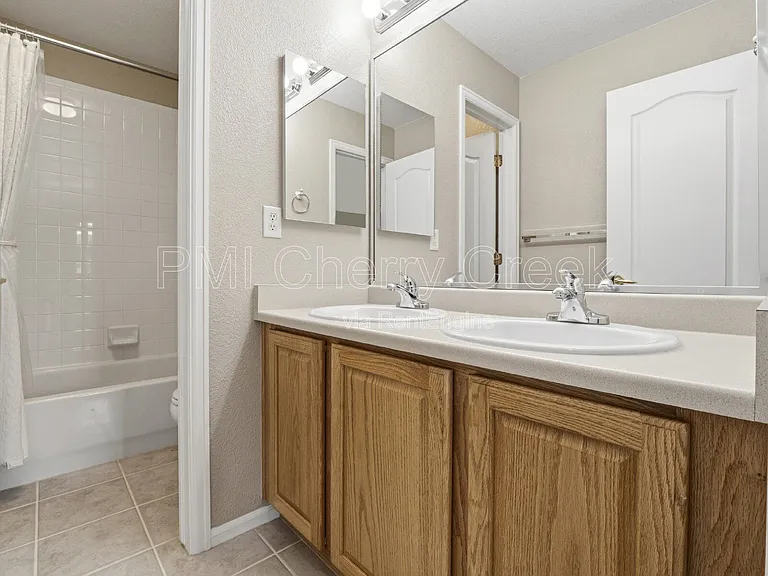 10740 Southhaven Cir — Photo 19