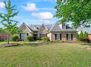 9842 Garden Pl, Collierville, TN 38017
