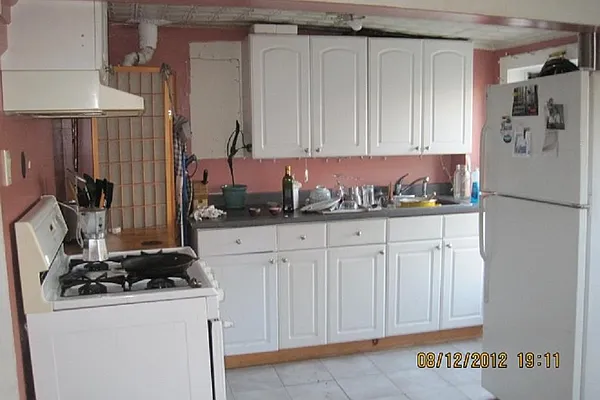 Rented by Corcoran | media 75