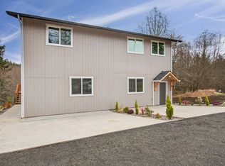 11 Sun Crest Ln #1, Cathlamet, WA 98612