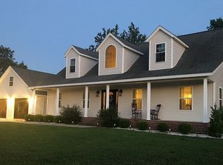 5410 Private Road 16, Pinckneyville, IL 62274