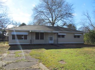3925 Lindwood Dr, Macon, GA