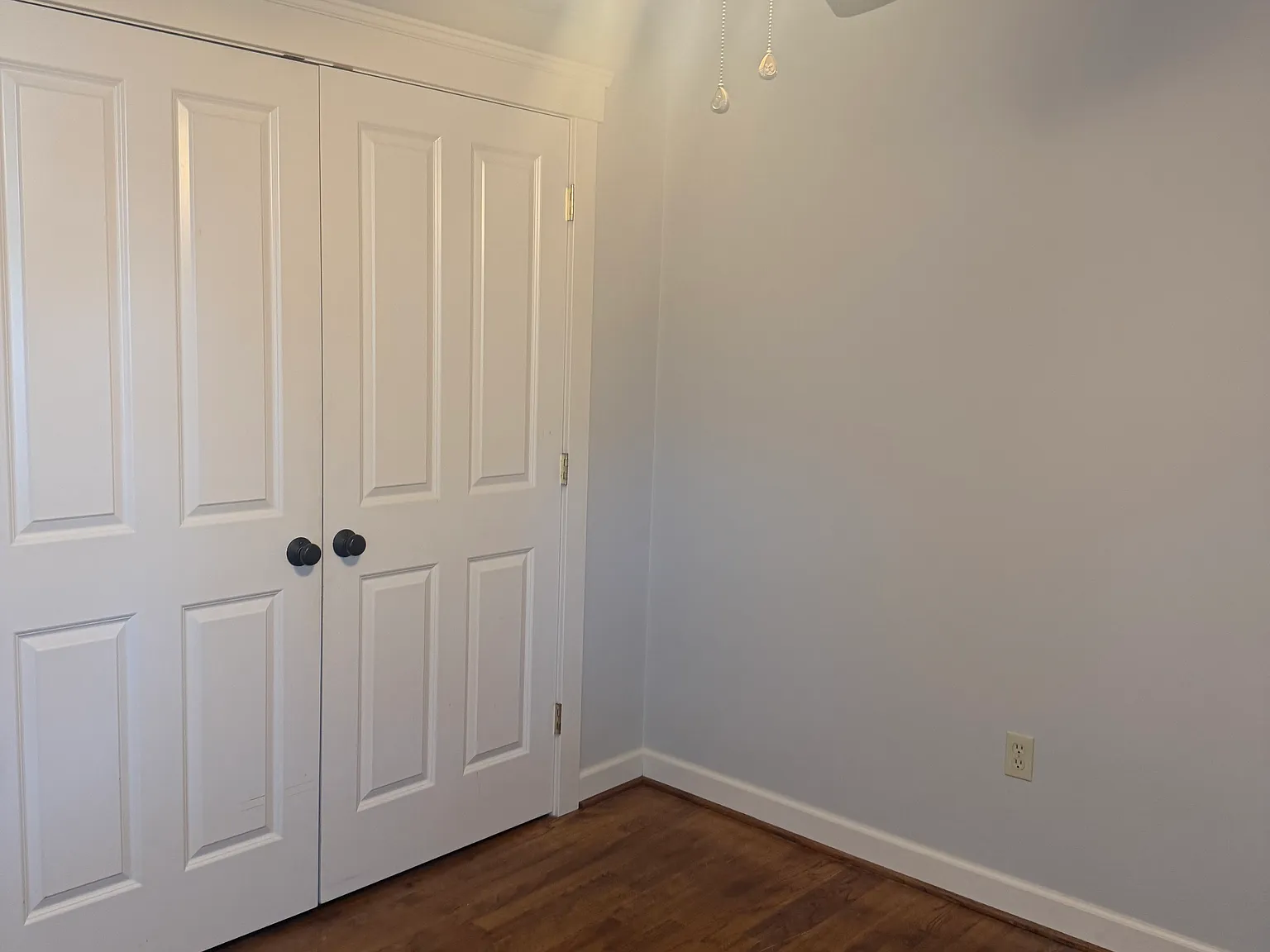 3 bed, $1,700 — Photo 2