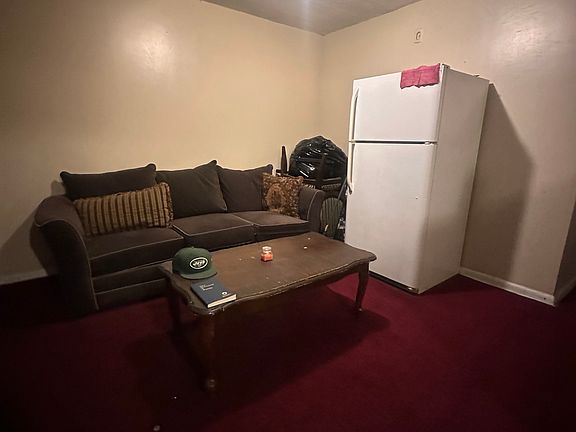 5th image of 840 E 227th St #2