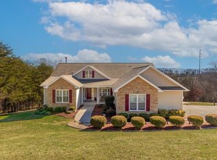 629 Emerald Ave, Kodak, TN 37764
