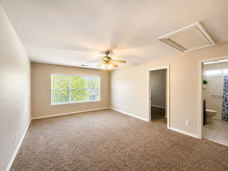 14427 Red Tailed Hawk Ln — Photo 4