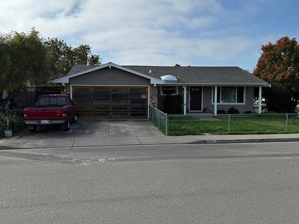 1st image of 33887 Whitehead Ln