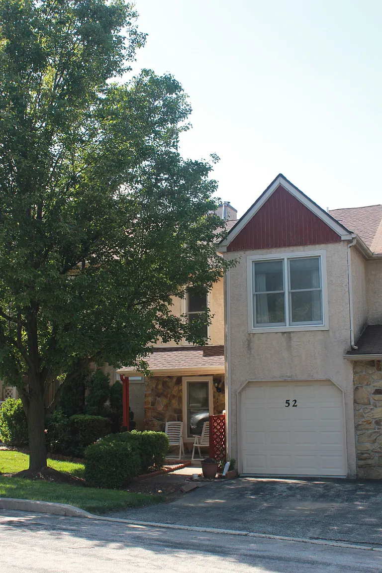 52 White Pine Ct photo 1