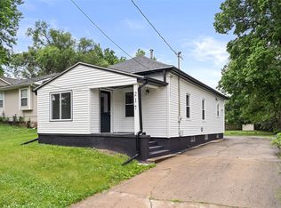 217 E Payton Ave, Des Moines, IA 50315