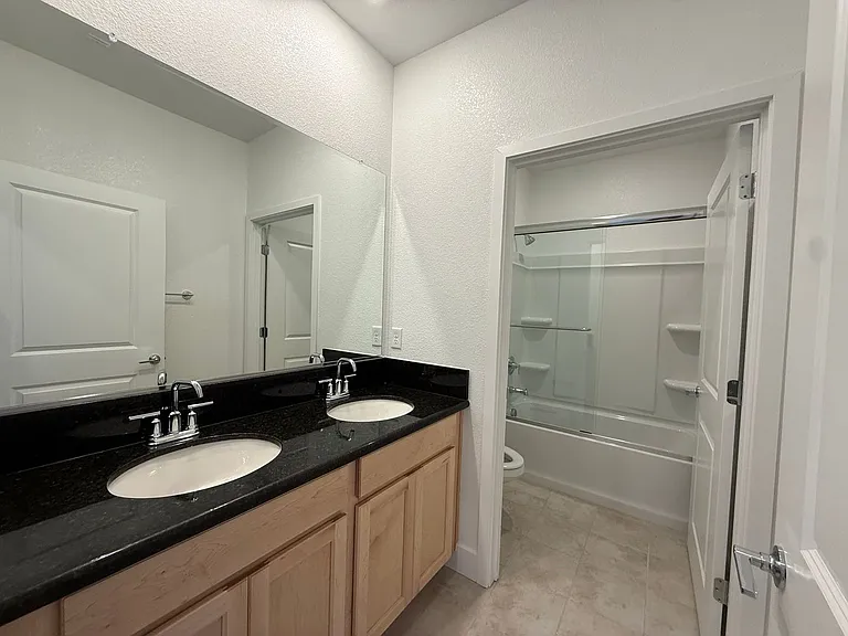 9957 Mesa Verde Way — Photo 3