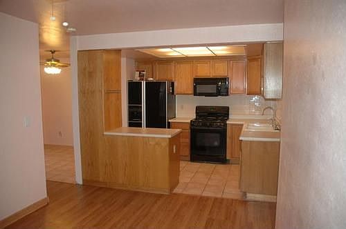 3rd image of 4984 Teton Ln
