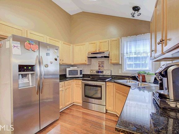 2nd image of 415 Lynn Katie Ct