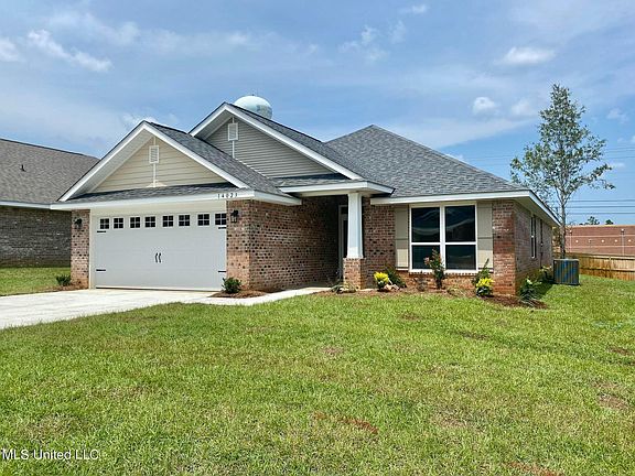 2nd image of 14023 Oak Arbor Dr