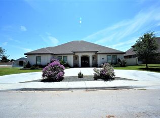 22 La Campana Dr, Odessa, TX 79765