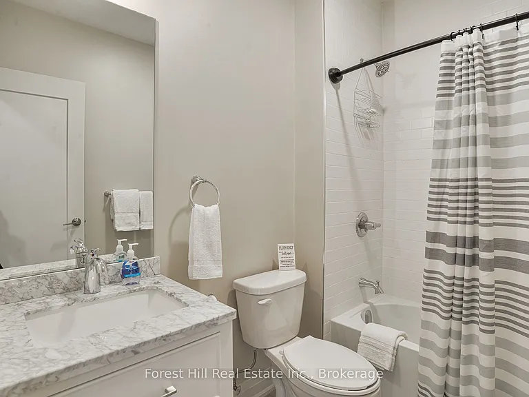 2054 Peninsula Rd #16 — Photo 8