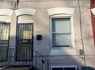 2262 N 15th St, Philadelphia, PA 19132