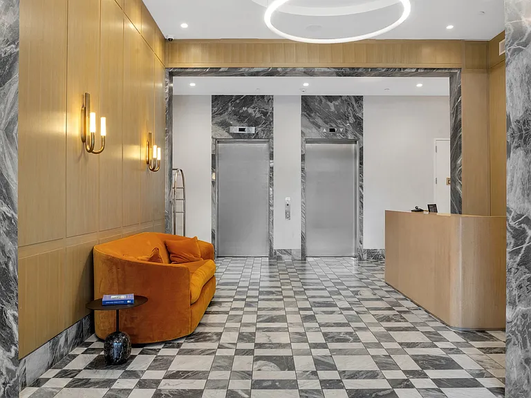 300 W 122nd St #6R — Photo 10