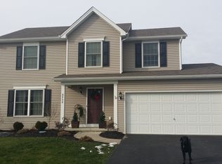 6408 Pincherry Way, Lake View, NY 14085
