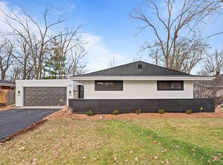 504 Cumnor Ct, Deerfield, IL 60015