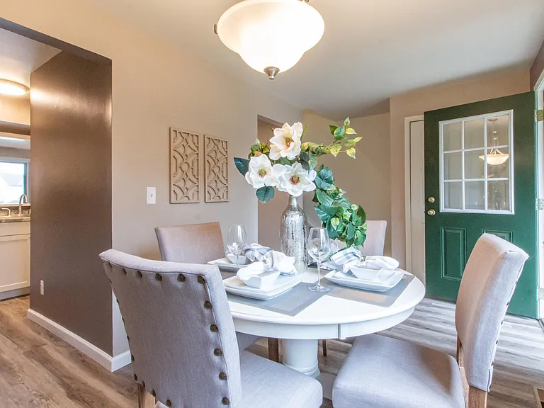 Bavarian Village on the Lake Townhomes — Photo 8