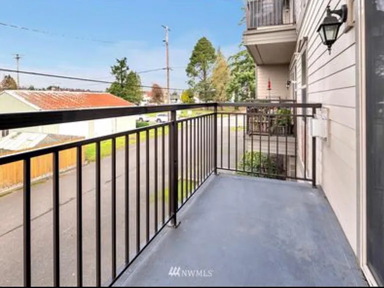 1991 Alder St #101 — Photo 10