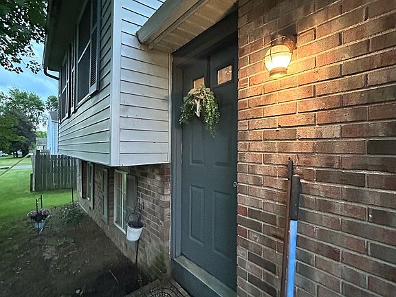 2nd image of 6816 Chauncey Dr