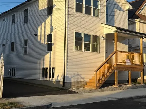 305 Indiana Ave, Providence, RI 02905