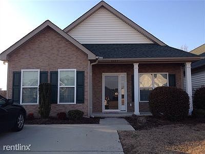 1st image of 2520 Brookville Dr #A