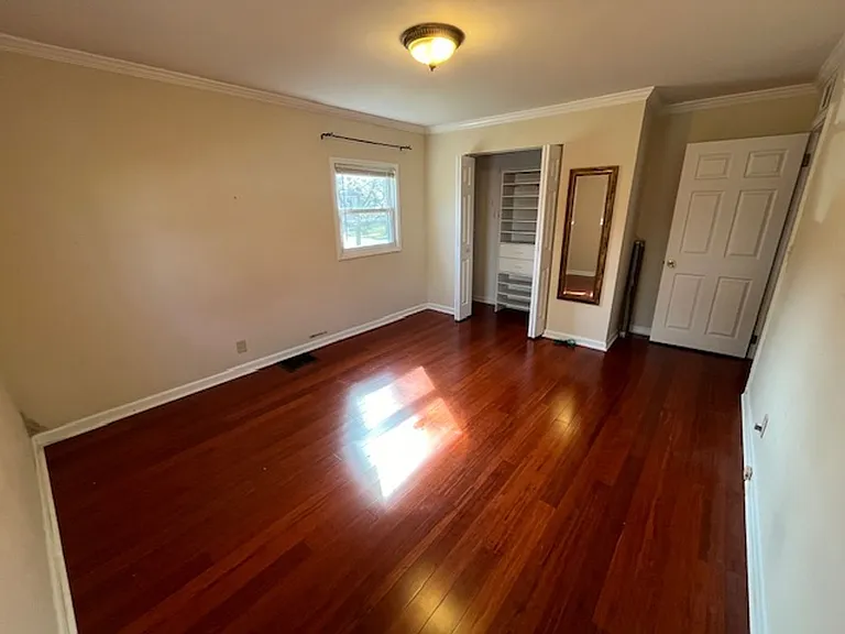 801 Vernon Rd — Photo 11