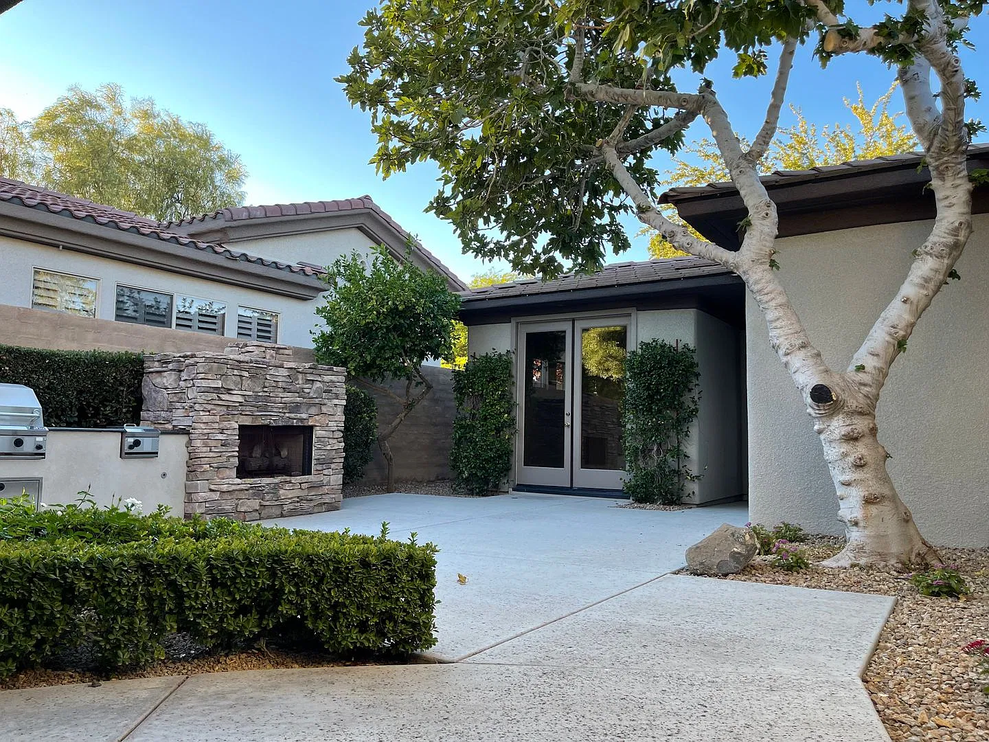 Anthem Country Club Guard Gated 3 Bedrom Home With Casita — Photo 3