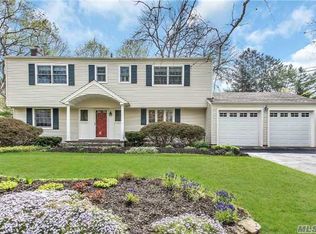 3 Satterly Rd, East Setauket, NY 11733