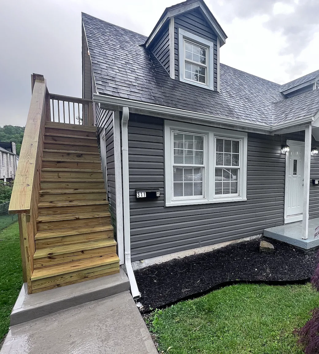 311 Virginia Ave, Units A and B - B — Photo 3