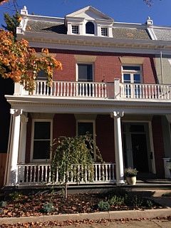 Great front porch space!