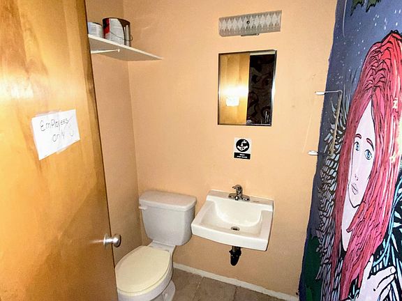 5th image of 2049 California St Suite 3