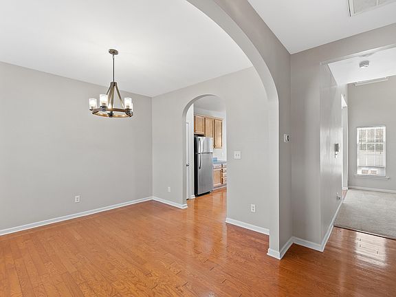4th image of 2016 Sterling Hill Dr