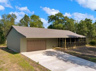 1310 Apache Cir, Nekoosa, WI 54457