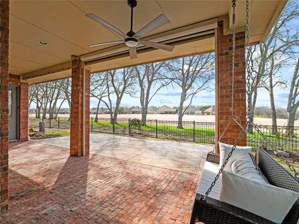 425 Cabellero Ct, Fairview, TX 75069