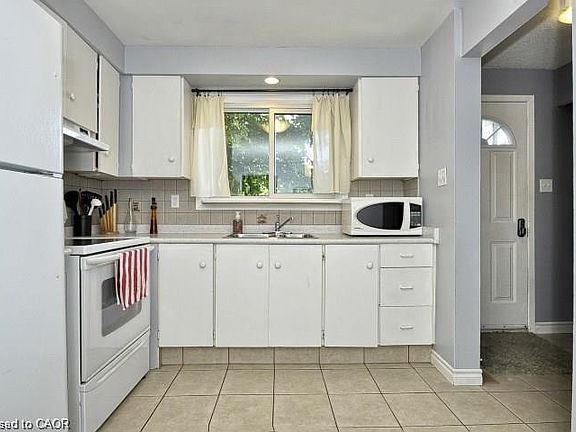 2nd image of 165 Green Valley Dr #8