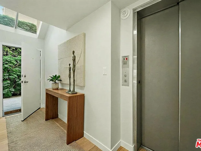 1021 Westmount Dr #102 — Photo 28