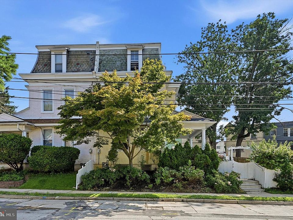1st image of 219 Crawford Ave