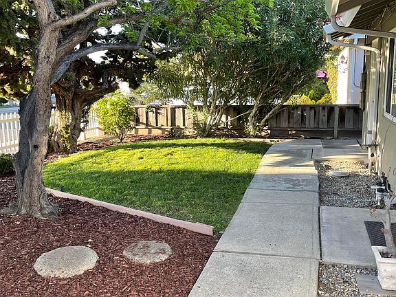 2nd image of 238 Morse Ave