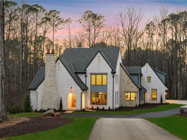 15560 Freemanville Rd, Milton, GA 30004