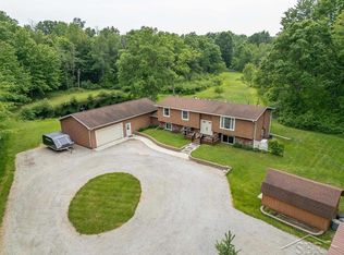 2697 W Olson Rd, Sanford, MI 48657