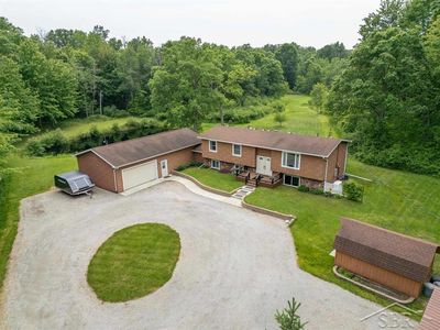2697 W Olson Rd, Sanford, MI, 48657