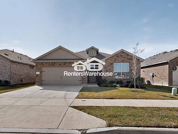 3rd image of 8517 Centerboard Ln