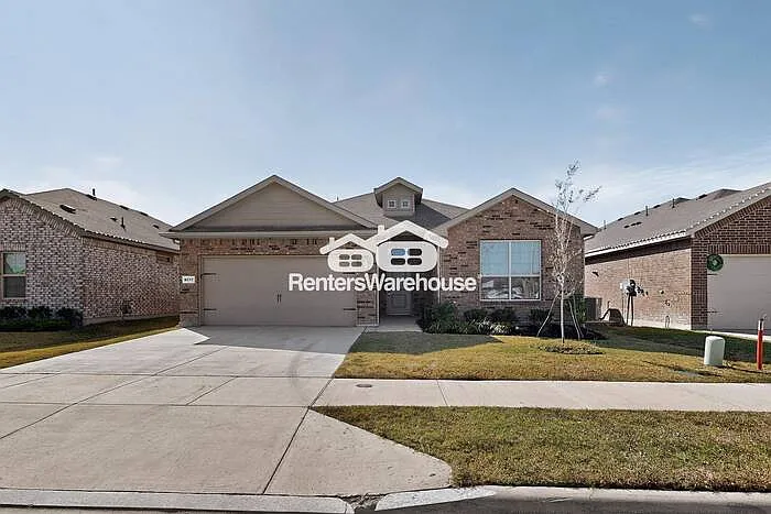 8517 Centerboard Ln — Photo 3