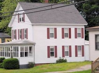 82 6th St, Dover, NH 03820