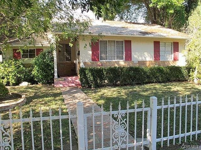 1st image of 17607 Burbank Blvd