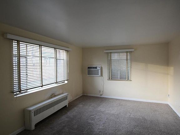 3rd image of 750 E 200 S APT 16