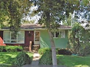 304 Dakota Ave, Mott, ND 58646